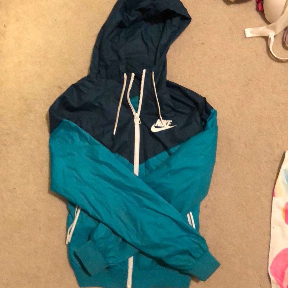 Nike windbreaker